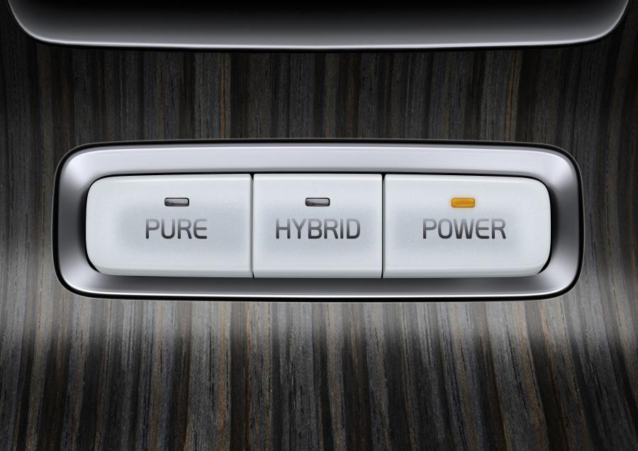 Детали интерьера Volvo XC60 Plug-in Hybrid Concept 2012 года  (фото 3 из 20)